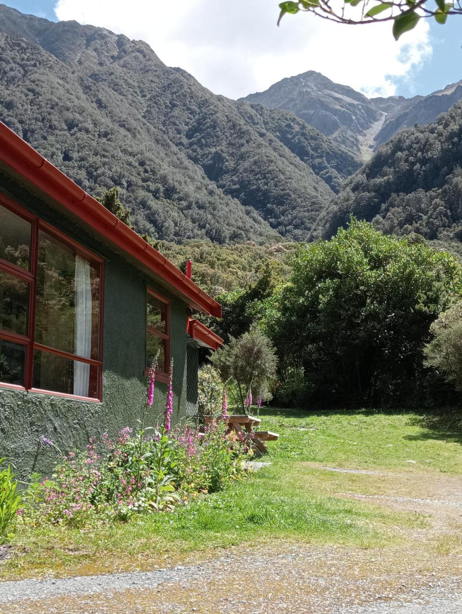 Rata Lodge Accommodation Otira Kültér fotó